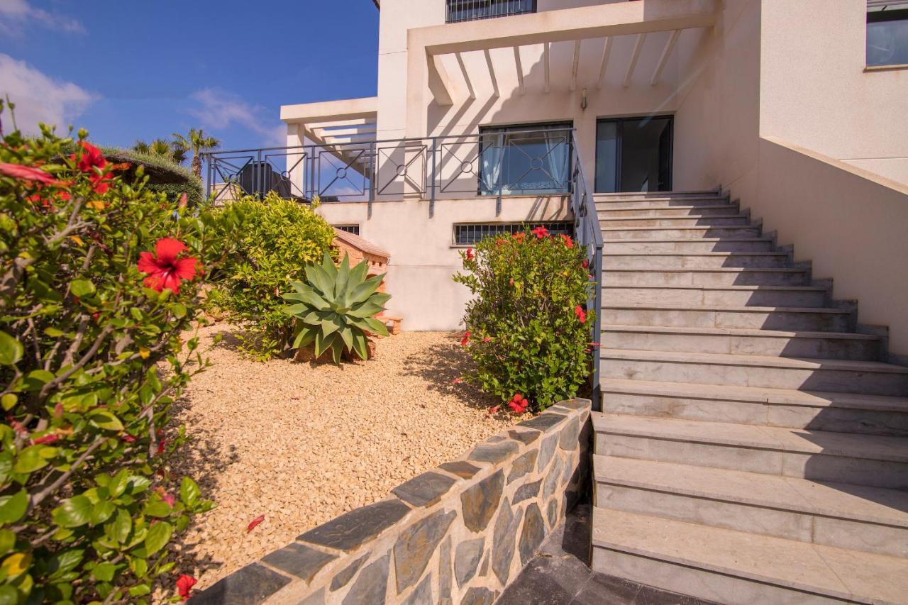 Villa Moderna Con Piscina El Campello Eksteriør bilde